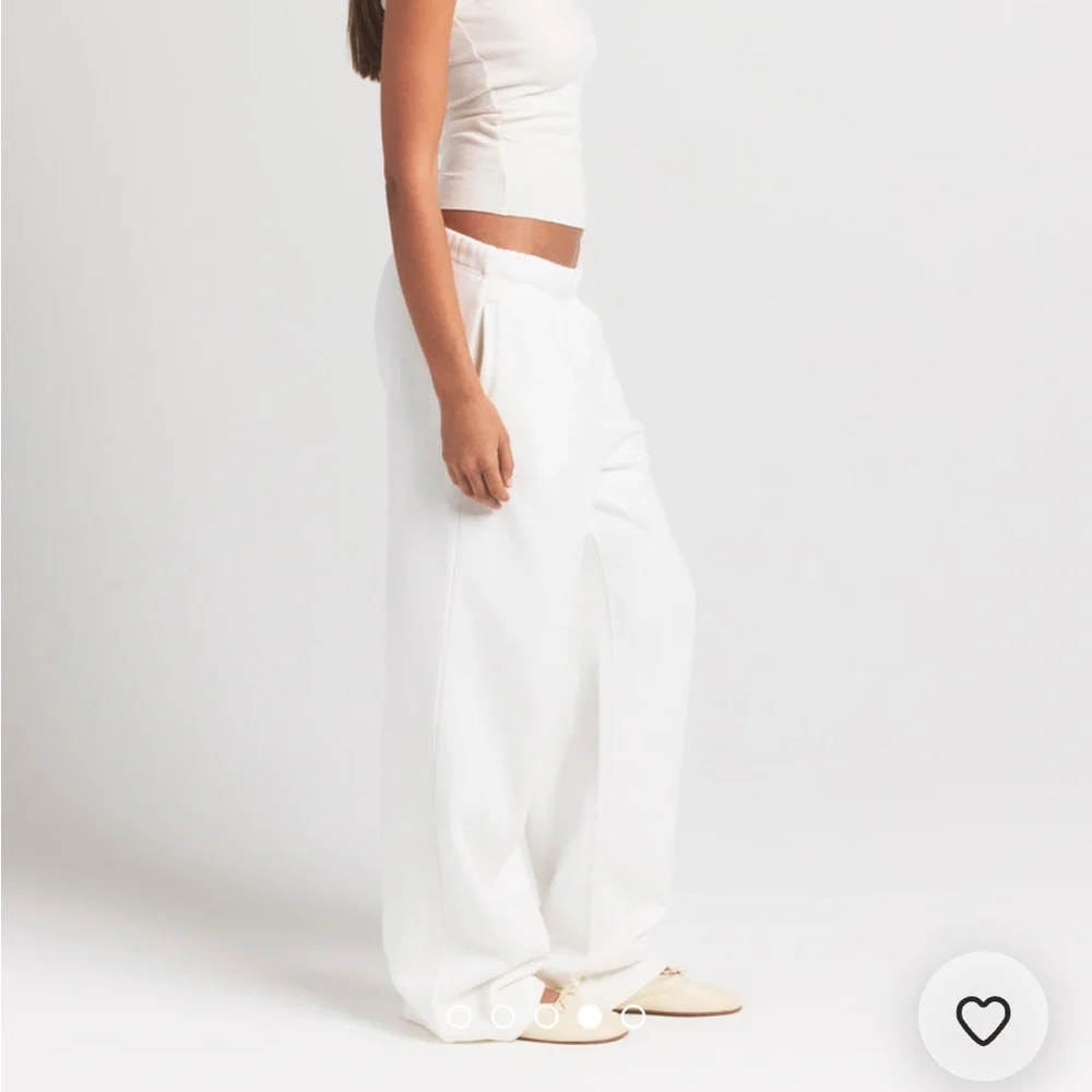 SKIMS Cotton Fleece Classic Straight Leg Pant in Marble - Picture 4 of 7